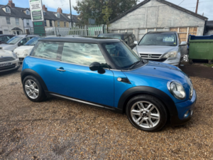 2011 MINI Hatch 1.6 Cooper Pimlico Hatchback 3dr Petrol Manual Euro 5 (s/s) (122 Ps) in Blue — image 5