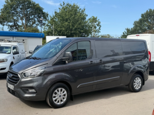 2022 Ford Transit Custom Custom 300 Limited Lwb in Grey — image 2