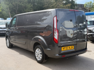 2022 Ford Transit Custom Custom 300 Limited Lwb in Grey — image 4