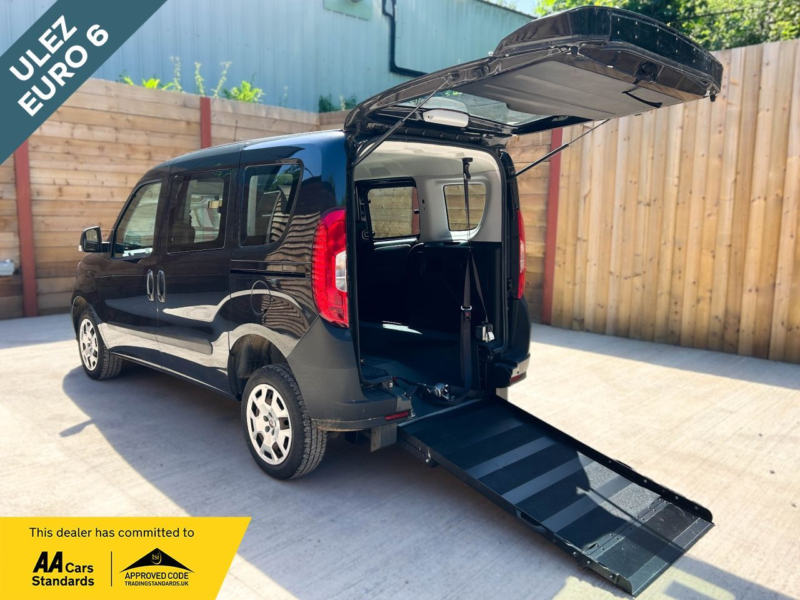 2018 Fiat Doblo 3 SEAT Petrol Wheelchair Accessible Disabled Access Vehicle Wav in Black — image 1