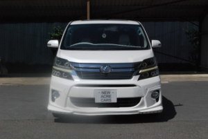 2012 Toyota Vellfire 3.5z G Edition 7 Seats in White — image 2