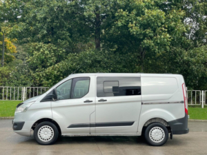 2013 Ford Transit Custom 2.2 Tdci 270 Trend L1 H1 5dr in Silver — image 4