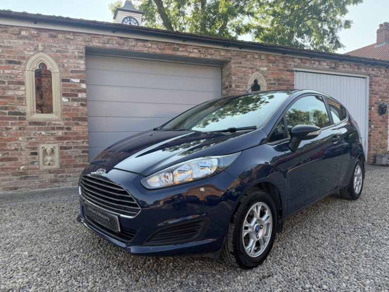 2014 Ford Fiesta 1.3 Studio in Blue — image 1