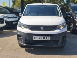 2022 Peugeot Partner 1.5 Pro Premium — image 2