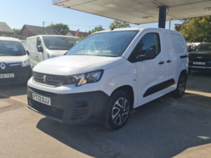 2022 Peugeot Partner 1.5 Pro Premium — image 5