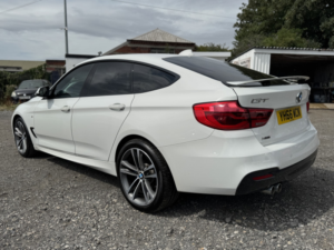 2016 BMW 3 Series Gran Turismo 2.0 320d Xdrive M Sport Gran Turismo in White — image 5