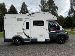 2015 Roller Team T-Line 590 590 in White — image 2