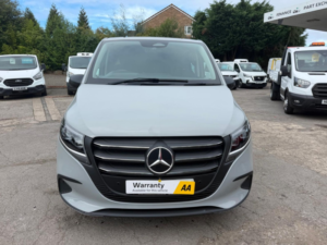 2025 Mercedes-Benz Vito 119 2.0 Cdi L3 Rwd Select 9g in Grey — image 2
