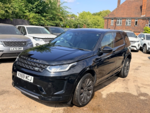 2019 Land Rover Discovery Sport R-Dynamic Se in Black — image 5