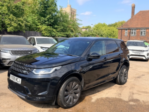 2019 Land Rover Discovery Sport R-Dynamic Se in Black — image 6