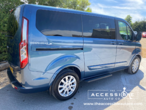 2019 Ford Tourneo Custom Independence Rs 5 Seater in Blue — image 5