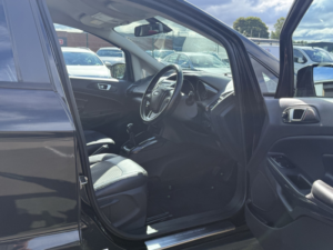 2016 Ford Ecosport 1.0 T Ecoboost Titanium in Black — image 6