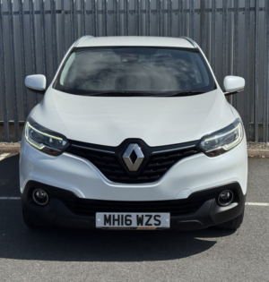 2016 Renault Kadjar Dynamique Nav 1.2 Tce in White — image 3