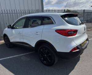 2016 Renault Kadjar Dynamique Nav 1.2 Tce in White — image 4