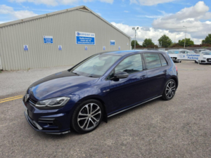 2020 Volkswagen Golf 2.0 Tdi R-Line Edition DSG Euro 6 (s/s) 5dr in Blue — image 3