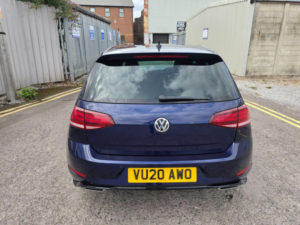 2020 Volkswagen Golf 2.0 Tdi R-Line Edition DSG Euro 6 (s/s) 5dr in Blue — image 5
