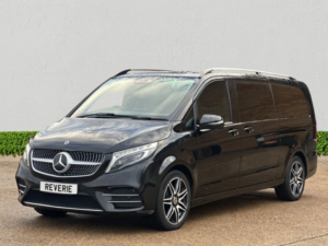 2020 Mercedes-Benz V Class 2.0 V220d Amg Line MPV 5dr Diesel G-Tronic+ Euro 6 (s/s) Xlwb (163 Ps) in Black — image 3
