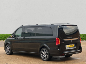 2020 Mercedes-Benz V Class 2.0 V220d Amg Line MPV 5dr Diesel G-Tronic+ Euro 6 (s/s) Xlwb (163 Ps) in Black — image 5