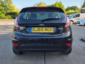 2015 Ford Fiesta 1.25 Zetec Euro 6 3dr in Black — image 4