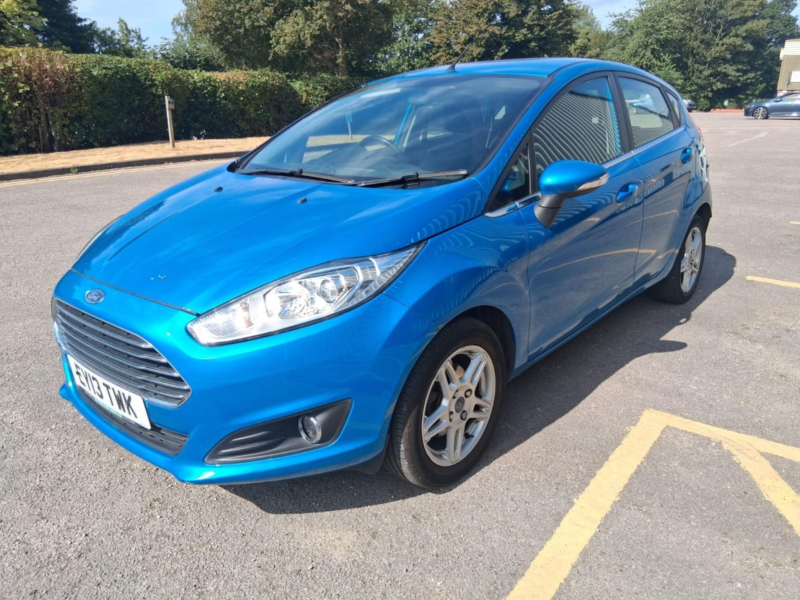 2013 Ford Fiesta 1.3 Zetec in Blue — image 1