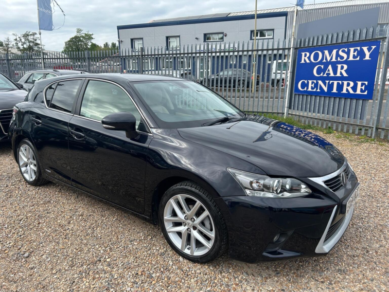 2014 Lexus Ct 1.8 200h Luxury CVT Euro 6 (s/s) 5dr in Black — image 1
