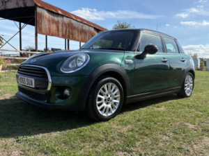 2015 MINI Hatch