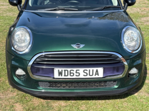2015 MINI Hatch 1.5 Cooper Euro 6 (s/s) 5dr in Green — image 6