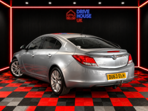 2013 Vauxhall Insignia 2.0 Cdti Ecoflex Sri in Silver — image 3