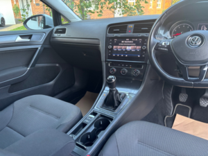 2018 Volkswagen Golf 1.5 Tsi Evo Se Hatchback 5dr Petrol Manual Euro 6 (s/s) (130 Ps) in Silver — image 5