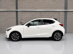 2016 Mazda Mazda2 1.5 Skyactiv-G Sport Black Euro 6 (s/s) 5dr in White — image 6