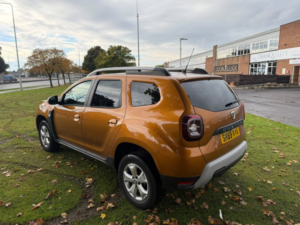 2019 Dacia Duster 1.3 Tce Comfort SUV 5dr Petrol Manual Euro 6 (s/s) (130 Ps) in Orange — image 4