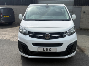 2020 Vauxhall Vivaro 1.5 Turbo D 2900 Sportive L2 H1 Euro 6 (s/s) 5dr in White — image 6