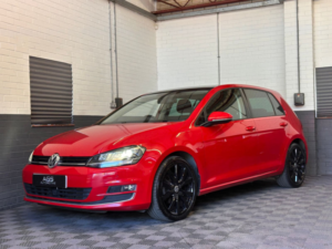 2014 Volkswagen Golf 2.0 Tdi Bluemotion Tech Gt Hatchback 5dr Diesel DSG Euro 5 (s/s) (150 Ps) in Red — image 5