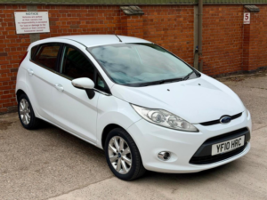 2010 Ford Fiesta 1.25 Zetec 5dr in White — image 2