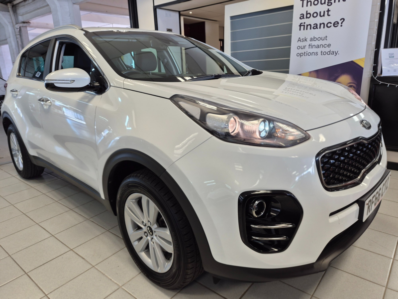 2017 Kia Sportage 1.6 Gdi 2 SUV 5dr Petrol Manual Euro 6 (s/s) (130 Bhp) in White — image 1