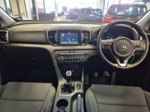 2017 Kia Sportage 1.6 Gdi 2 SUV 5dr Petrol Manual Euro 6 (s/s) (130 Bhp) in White — image 3