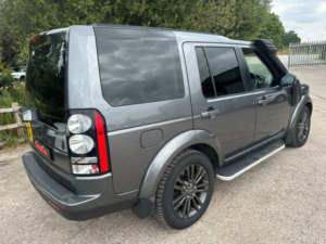 2016 Land Rover Discovery 4 3.0 Sd V6 Graphite in Grey — image 6