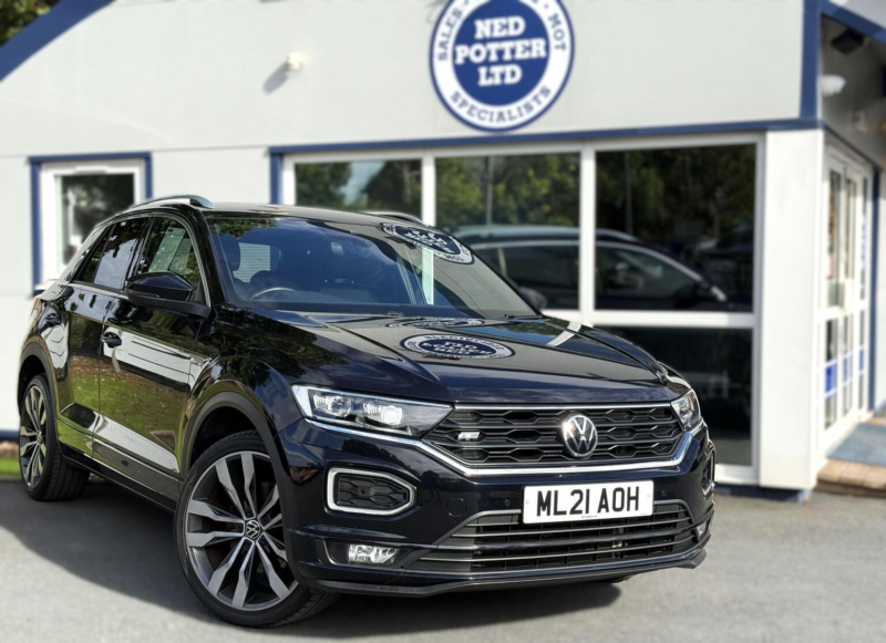 2021 Volkswagen T-Roc 1.5 Tsi Evo R-Line Euro 6 (s/s) 5dr in Black — image 1
