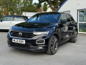 2021 Volkswagen T-Roc 1.5 Tsi Evo R-Line Euro 6 (s/s) 5dr in Black — image 3