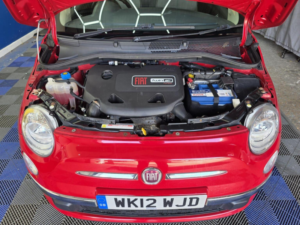 2012 Fiat 500 0.9 Twinair Lounge Euro 5 (s/s) 3dr in Red — image 4