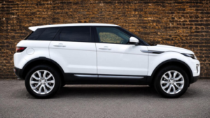 2017 Land Rover Range Rover Evoque 2.0 Ed4 Se Fwd Euro 6 (s/s) 5dr in White — image 5