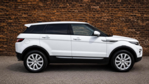 2017 Land Rover Range Rover Evoque 2.0 Ed4 Se Fwd Euro 6 (s/s) 5dr in White — image 6