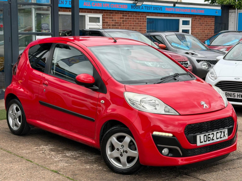 2013 Peugeot 107 1.0 12v Allure Euro 5 3dr in Red — image 1