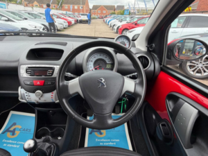 2013 Peugeot 107 1.0 12v Allure Euro 5 3dr in Red — image 3