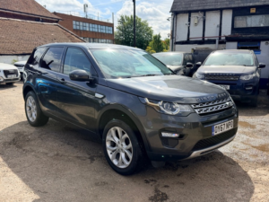 2017 Land Rover Discovery Sport Td4 Hse in Grey — image 5
