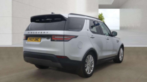 2017 Land Rover Discovery 3.0 Td V6 Se Auto 4WD Euro 6 (s/s) 5dr in Silver — image 4