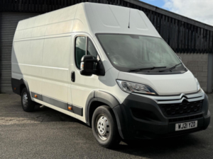 2021 Citroen Relay 2.2 Bluehdi 35 Enterprise L4 Extra High Roof Euro 6 (s/s) 5dr (heavy) in White — image 2