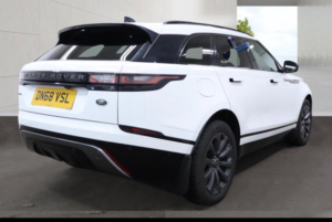2018 Land Rover Range Rover Velar 2.0 D180 R-Dynamic Se Auto 4WD Euro 6 (s/s) 5dr in White — image 4
