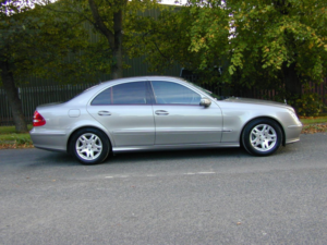 2004 Mercedes-Benz E Class Ref 8374 - Sale Agreed Awaiting Uk Registration - Mercedes Benz W211 E Class E240 Saloon Ex Japan in Silver — image 2