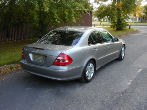2004 Mercedes-Benz E Class Ref 8374 - Sale Agreed Awaiting Uk Registration - Mercedes Benz W211 E Class E240 Saloon Ex Japan in Silver — image 3